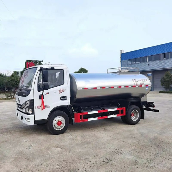 Dongfeng Fresh Milk Tanker Truck Farm Bulk Milk Liquid Delivery Tank Truck for Sale