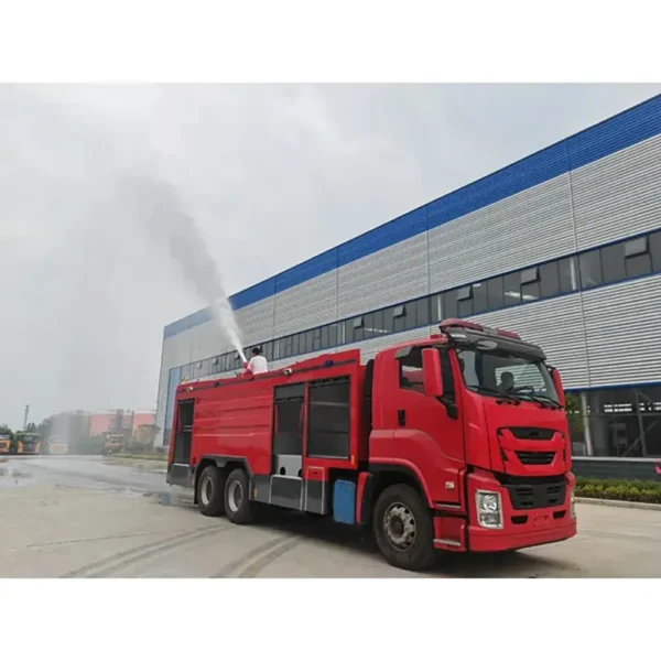 Low Price Isuzu Giga 12000L Fire Fighting Truck for Sale