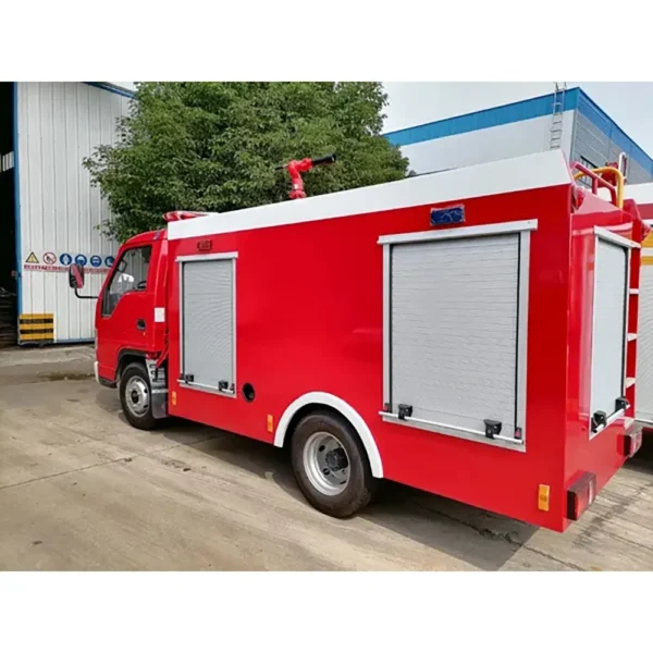 Factory Price Forland 2000liters Water Tanker Fire Fighting Rescue Engine Truck for Sale