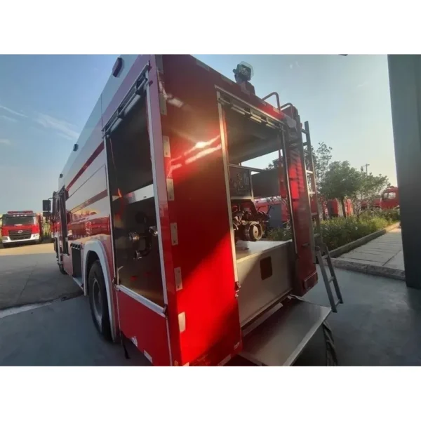 主图5 Shacman F3000 8000L Fire Rescue Foam Water Tank Tanker Firefighting Engine Fighting Vehicle Price