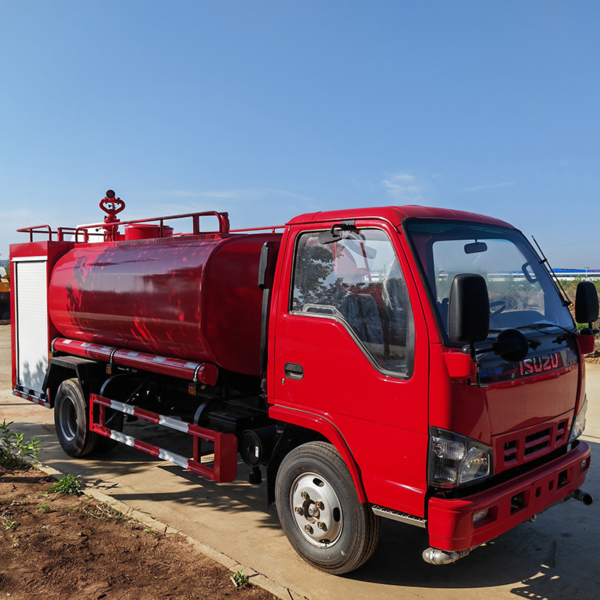 1suzu Rescue Foam Water Tank Tanker Firefighting Engine Vehicle Fire Sprinkler Truck Price