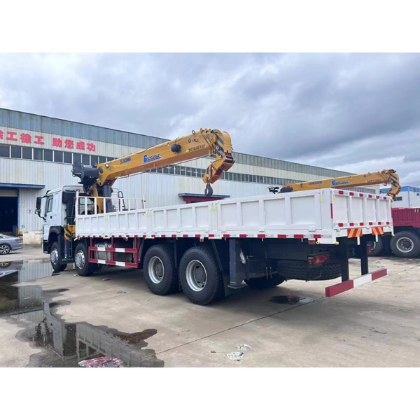 主图6 Factory Price HOWO 8X4 Truck Mounted Crane 14 Ton Telescopic Boom Crane Truck for Sale