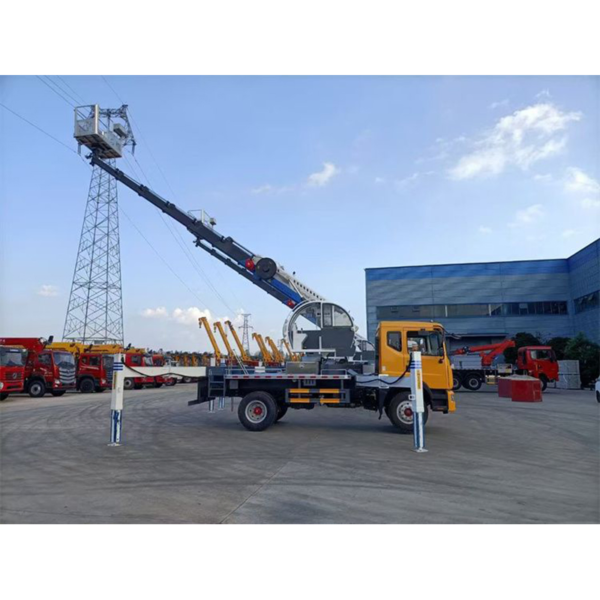 Dongfeng 36m 40m Insulated Bucket Aerial Work Platform Truck for Elevated Operations