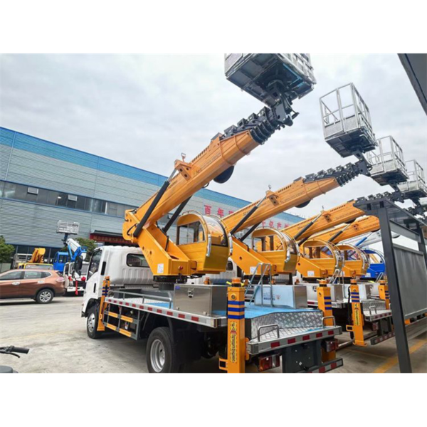 1suzu Kv100 4X2 Straight Arm Telescopic Boom 28-32 Meters Hydraulic Aerial Bucket Truck