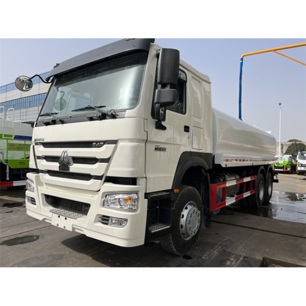 Sino HOWO Truck Water Bowser 6X4 20000liter Water Spray Bowser Sprinkler Tanker Truck