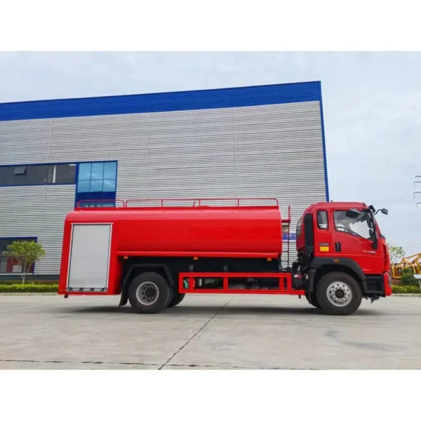 Sinotruk HOWO Fire Fighting Truck 4X2 10cbm Fire Sprinkler Truck Price