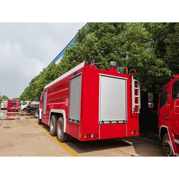 Factory Price Isuzu Fvr 6X4 10 Tires Water and Foam Fire Fighting Truck for Sale