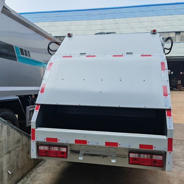 Dongfeng Automatic Garbage Compression Waste Collect 8cbm Compressed Garbage Truck