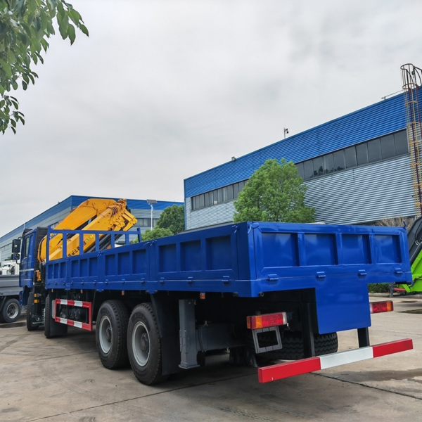 Factory Shacman 8X4 Truck Mounted Crane 25ton Knuckle Arm Crane Truck Manipulator for Sale